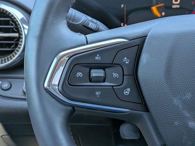 2025 Chevrolet Trax Vehicle Photo in BRUNSWICK, GA 31525-1881