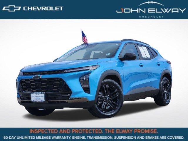 2025 Chevrolet Trax Vehicle Photo in ENGLEWOOD, CO 80113-6708