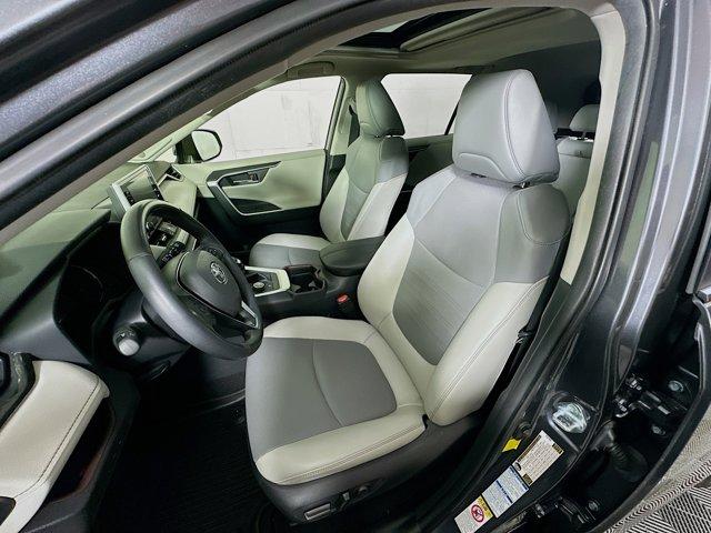 2019 Toyota RAV4 Vehicle Photo in Flemington, NJ 08822