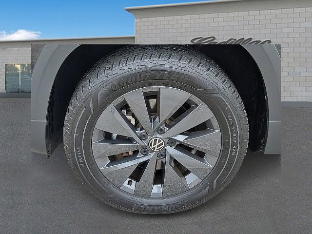 2022 Volkswagen Taos Vehicle Photo in TREVOSE, PA 19053-4984