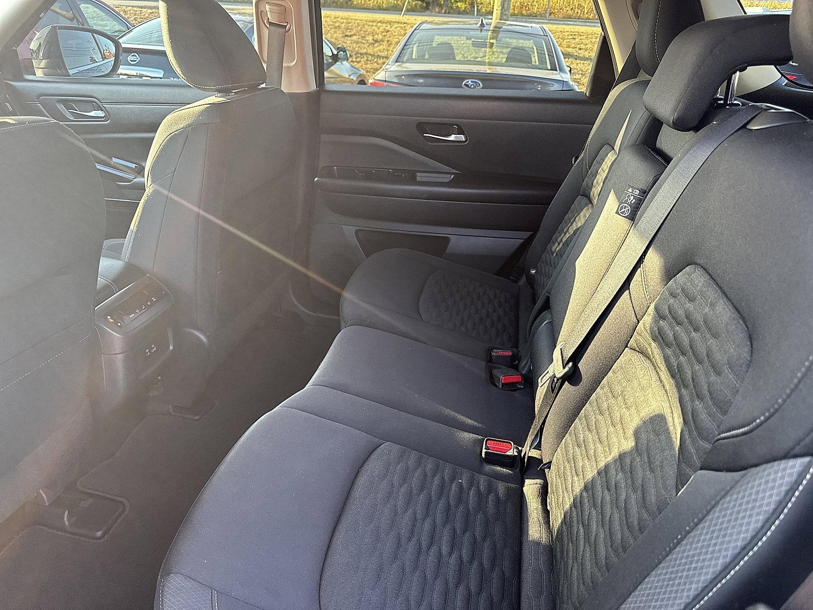 2022 Nissan Pathfinder Vehicle Photo in Mechanicsburg, PA 17050-2306