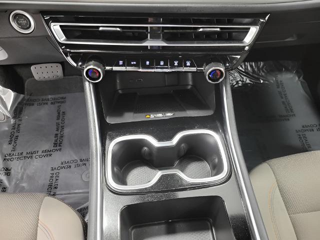 2025 Chevrolet Traverse Vehicle Photo in MANITOWOC, WI 54220-5838