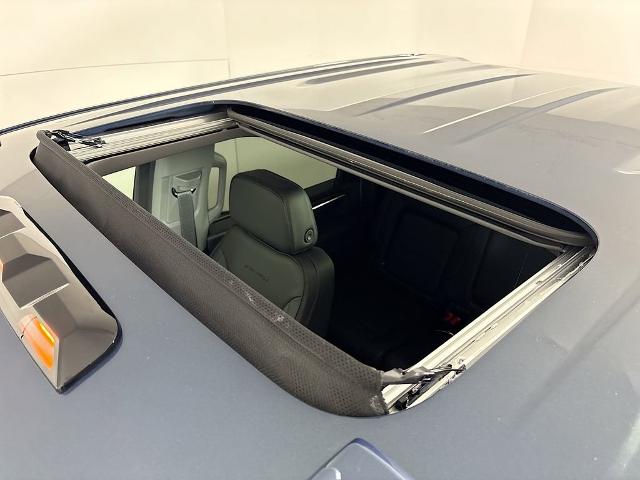 2025 GMC Sierra 3500 HD Vehicle Photo in PUYALLUP, WA 98371-4149