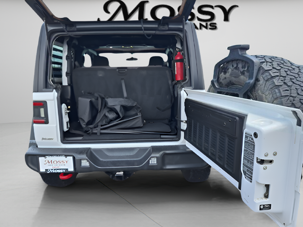 2021 Jeep Wrangler photo 23 of 32