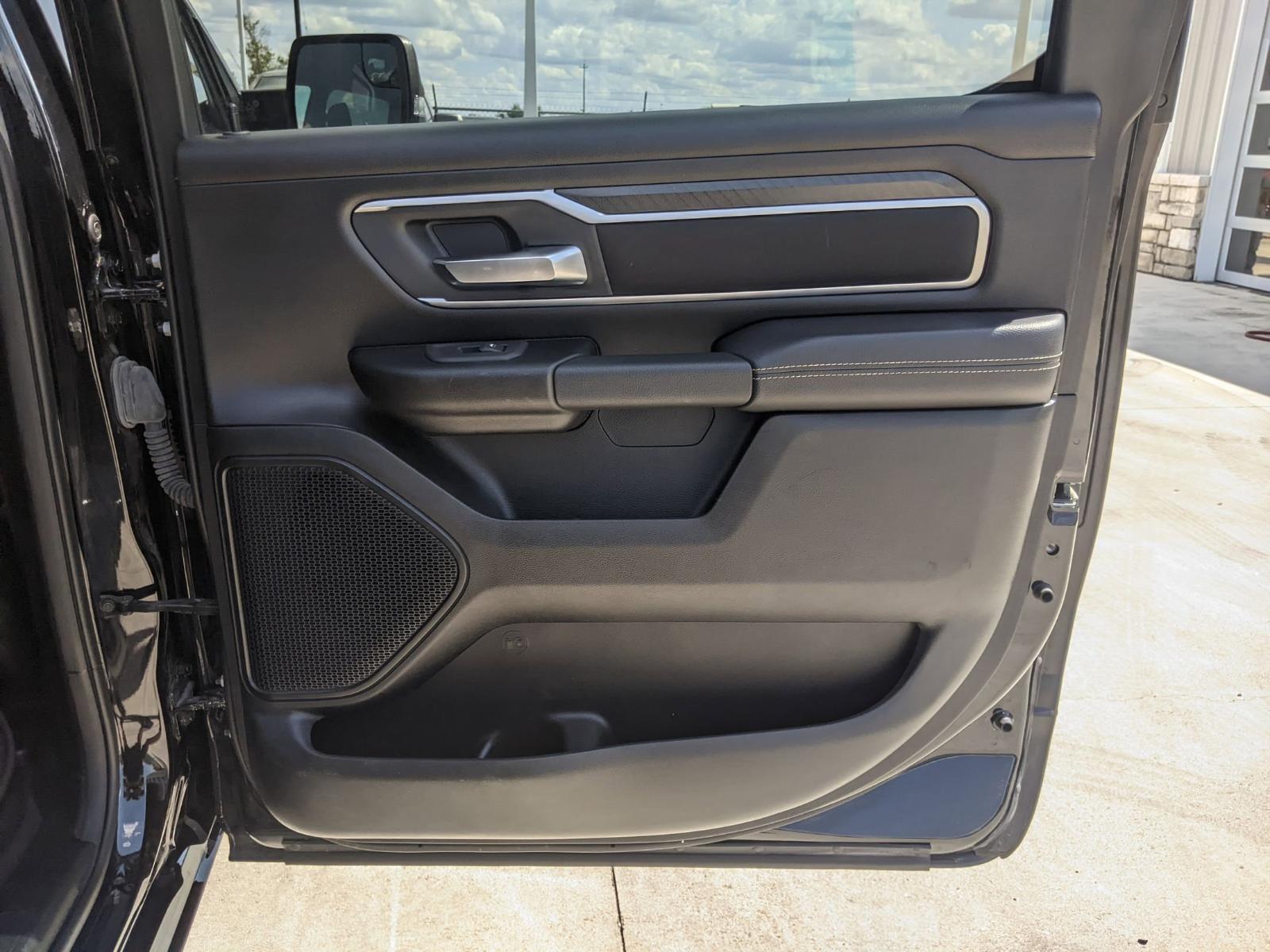 2025 Ram 1500 Vehicle Photo in Seguin, TX 78155