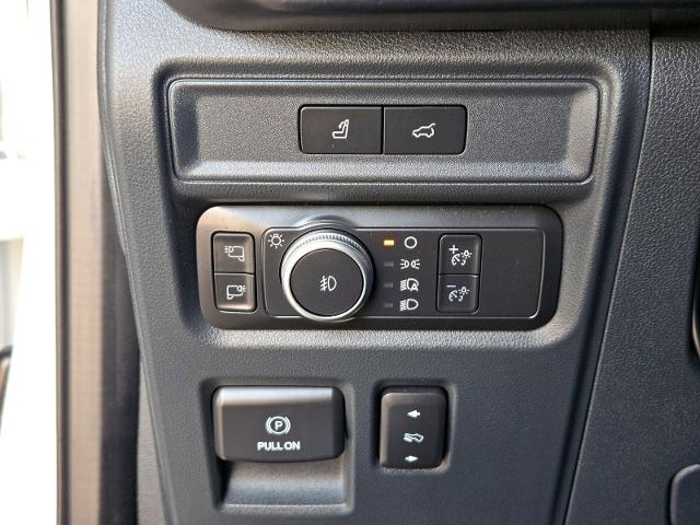 2022 Ford Expedition Max Vehicle Photo in Weatherford, TX 76087