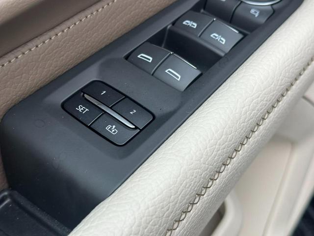 2023 GMC Yukon Vehicle Photo in COLUMBIA, MO 65203-3903
