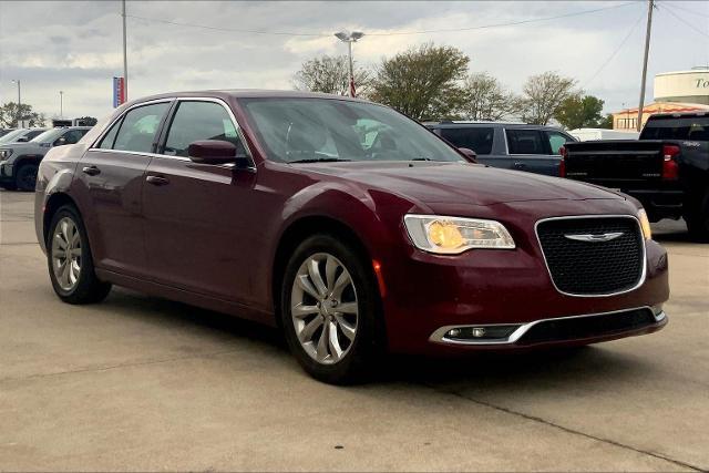 2016 Chrysler 300 Vehicle Photo in TOPEKA, KS 66609-0000