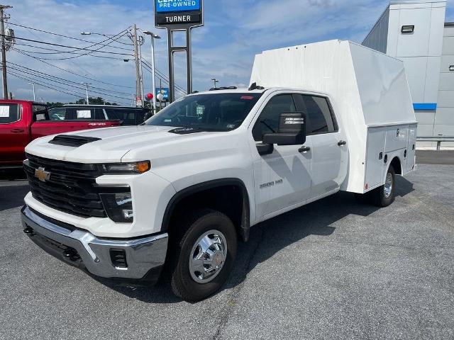 2024 Chevrolet Silverado 3500 HD CC Vehicle Photo in Harrisburg, PA 17104