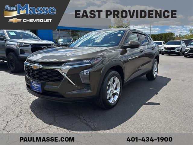 2024 Chevrolet Trax Vehicle Photo in E PROVIDENCE, RI 02914-1614