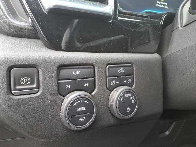 2022 Chevrolet Silverado 1500 photo 14 of 21