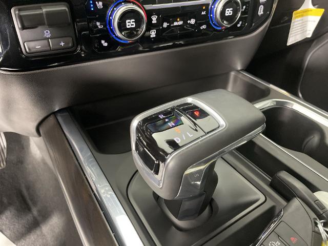 2025 GMC Sierra 1500 Vehicle Photo in GILBERT, AZ 85297-0402