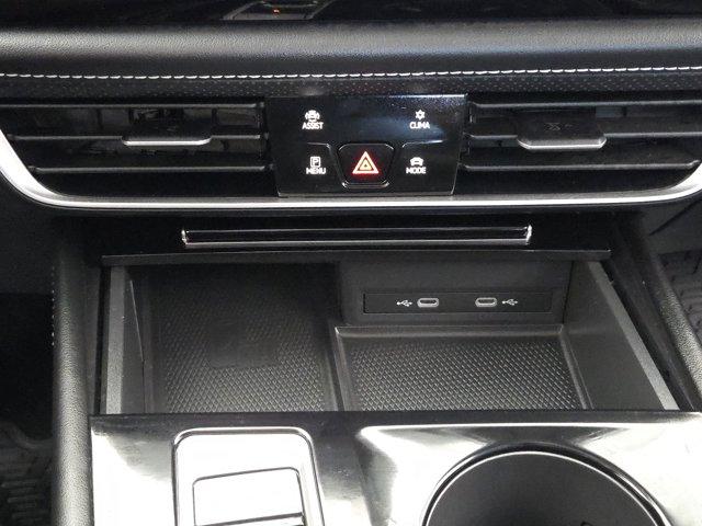 2024 Volkswagen Atlas Vehicle Photo in Decatur, TX 76234