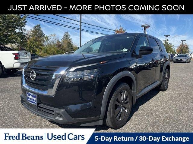 2023 Nissan Pathfinder Vehicle Photo in Flemington, NJ 08822