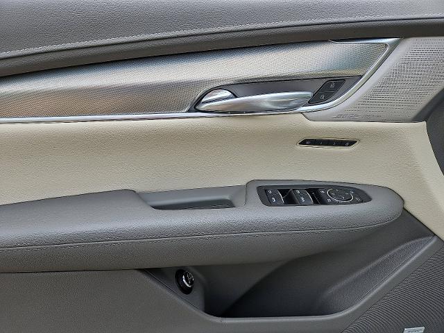 2021 Cadillac XT5 Vehicle Photo in TREVOSE, PA 19053-4984