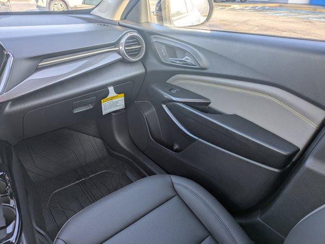 2025 Chevrolet Trax Vehicle Photo in BRUNSWICK, GA 31525-1881