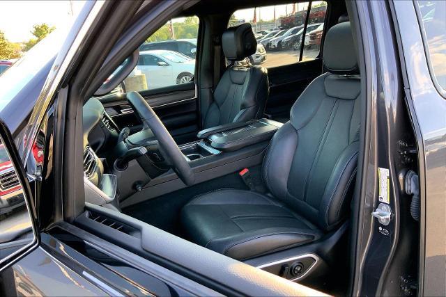 2023 Jeep Wagoneer Vehicle Photo in KANSAS CITY, MO 64114-4502