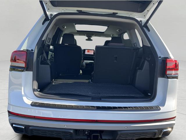 2026 Volkswagen Atlas Vehicle Photo in Oshkosh, WI 54904