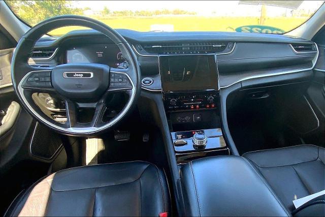 2022 Jeep Grand Cherokee Vehicle Photo in TOPEKA, KS 66609-0000