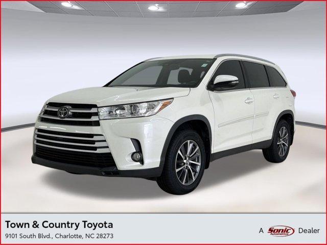 2019 Toyota Highlander Vehicle Photo in Charlotte, NC 28273