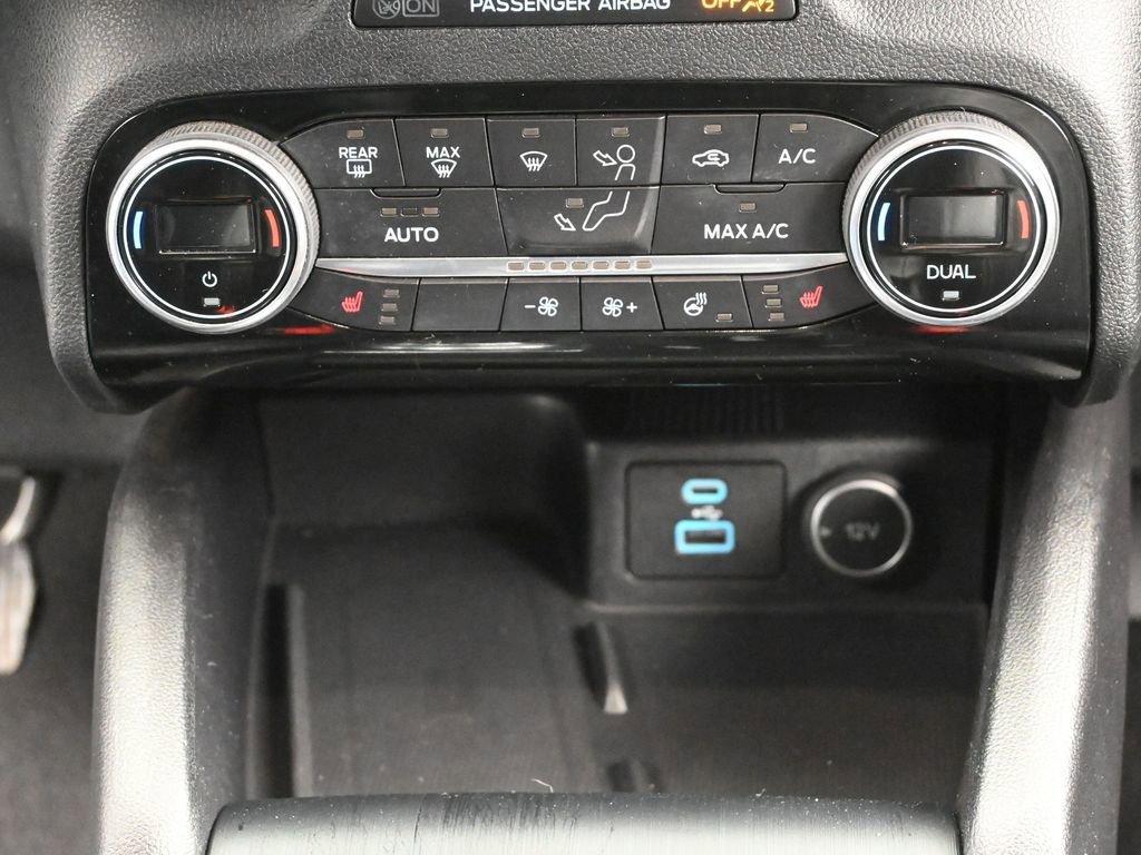 2021 Ford Escape Vehicle Photo in Cedar Rapids, IA 52402