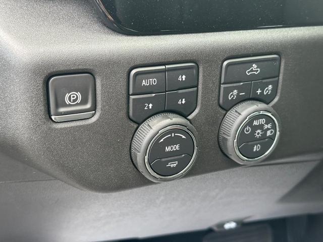 2025 Chevrolet Silverado 1500 Vehicle Photo in COLUMBIA, MO 65203-3903