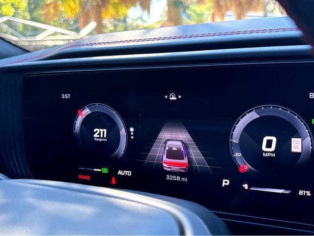 2025 Dodge Charger Daytona Vehicle Photo in Savannah, GA 31419