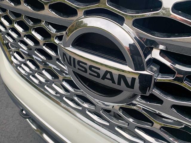 2019 Nissan Titan Vehicle Photo in MOON TOWNSHIP, PA 15108-2571