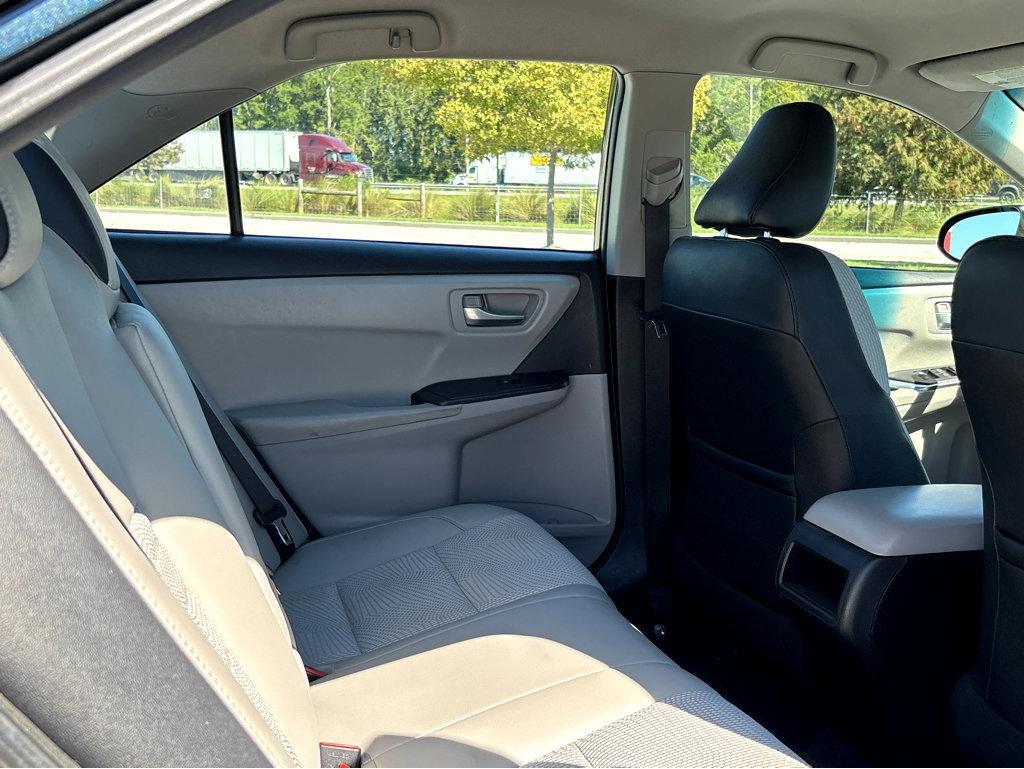 2016 Toyota Camry Vehicle Photo in POOLER, GA 31322-3252