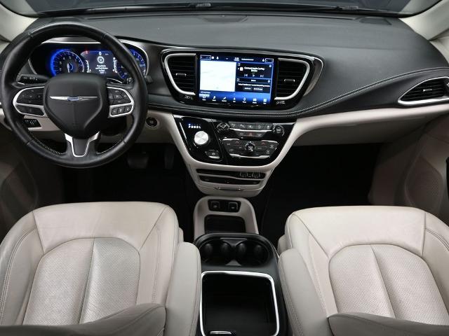 2021 Chrysler Pacifica Vehicle Photo in Cedar Rapids, IA 52402