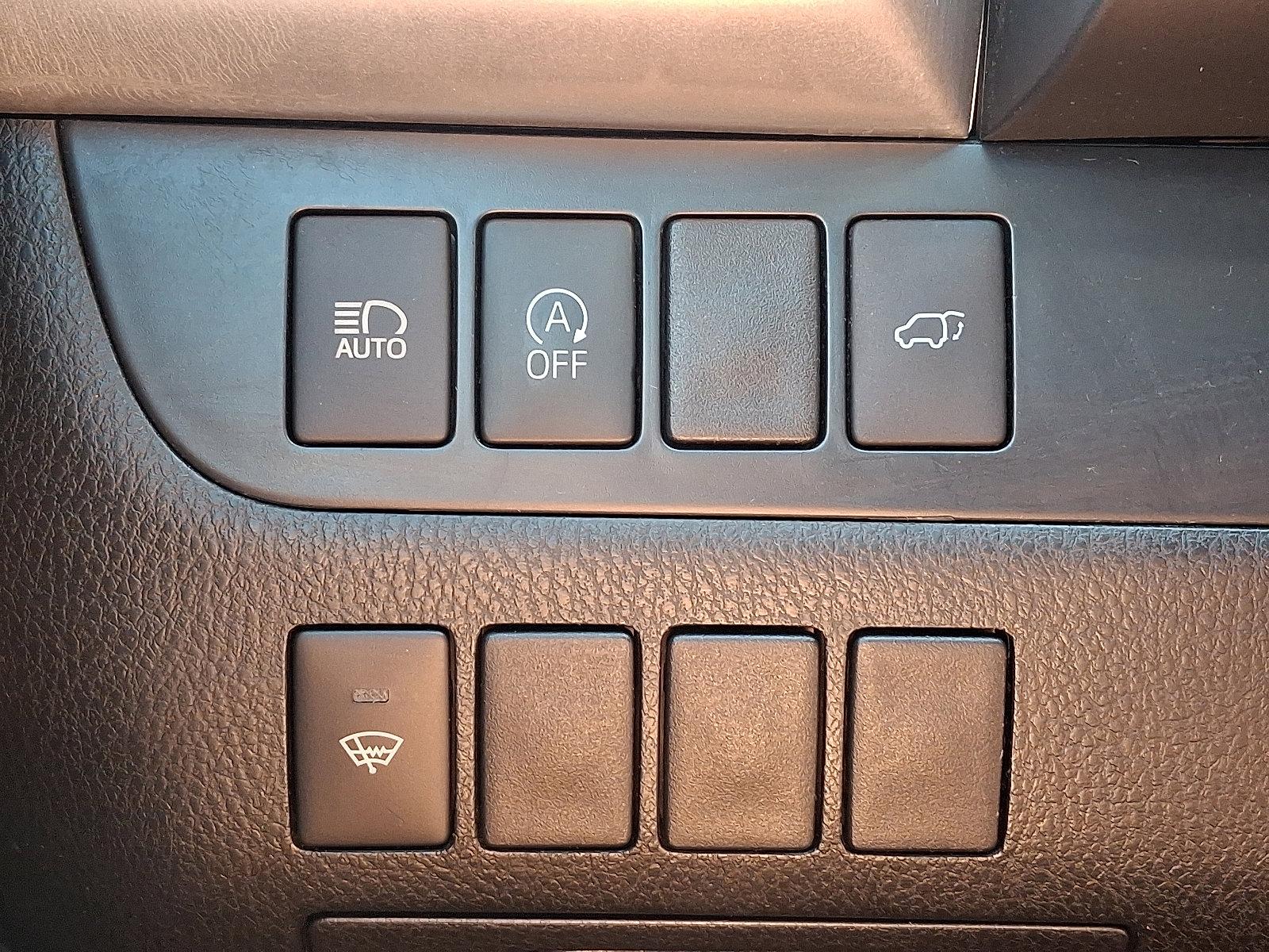 2019 Toyota Highlander Vehicle Photo in Harrisburg, PA 17111