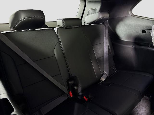 2025 Buick Enclave Vehicle Photo in PUYALLUP, WA 98371-4149