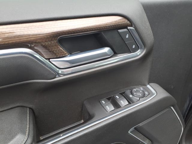 2022 Chevrolet Silverado 1500 photo 10 of 21