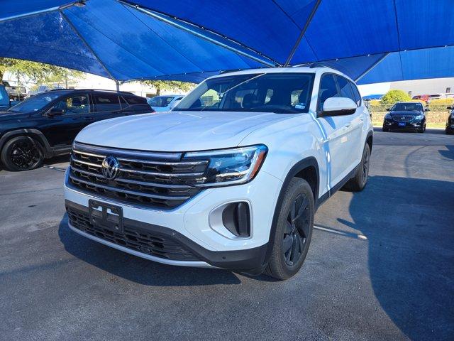 2024 Volkswagen Atlas Vehicle Photo in Decatur, TX 76234