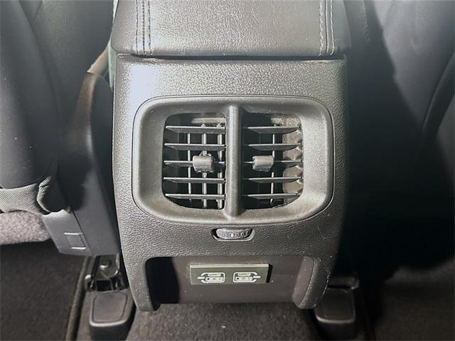 2021 Jeep Cherokee Vehicle Photo in Everett, WA 98204