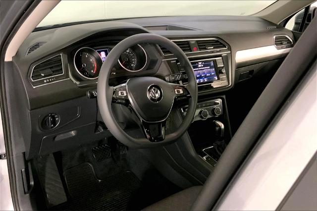 2021 Volkswagen Tiguan Vehicle Photo in Lees Summit, MO 64086