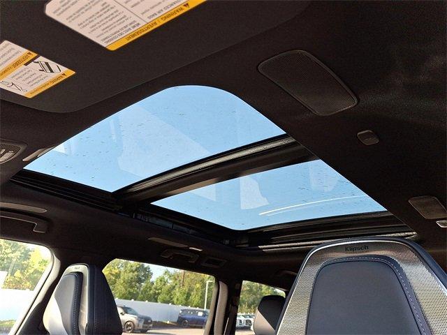 2026 INFINITI QX80 Vehicle Photo in Willow Grove, PA 19090