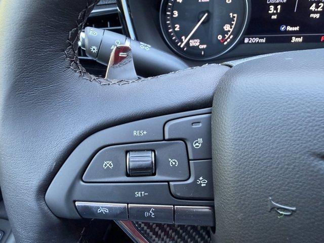 2025 Cadillac XT6 Vehicle Photo in LEOMINSTER, MA 01453-2952