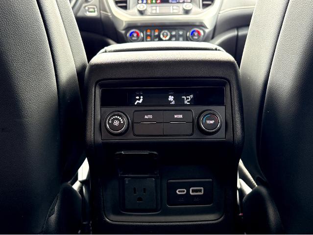 2023 GMC Acadia Vehicle Photo in BEAUFORT, SC 29906-4218