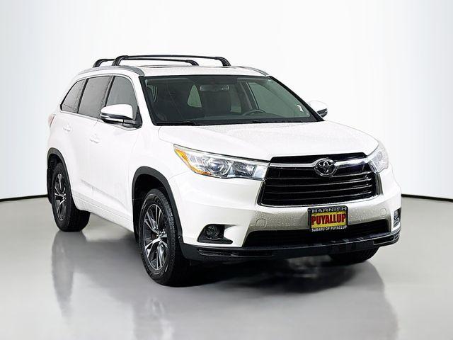 2016 Toyota Highlander Vehicle Photo in Puyallup, WA 98371