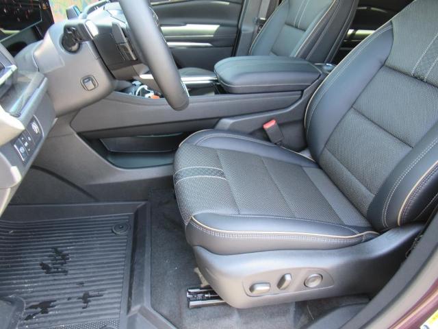 2025 Chevrolet Traverse Vehicle Photo in LEESBURG, FL 34788-4022
