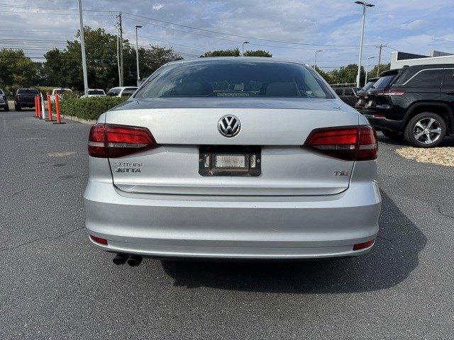 2016 Volkswagen Jetta Sedan Vehicle Photo in Mechanicsburg, PA 17050-1707