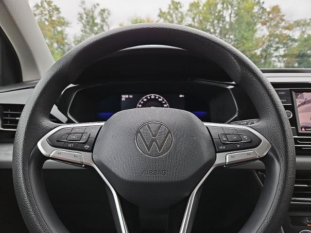 2022 Volkswagen Taos Vehicle Photo in TREVOSE, PA 19053-4984