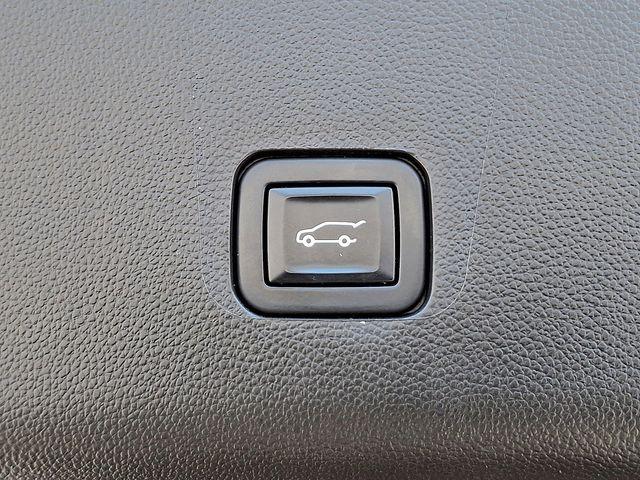 2023 Chevrolet Traverse Vehicle Photo in DANBURY, CT 06810-5034