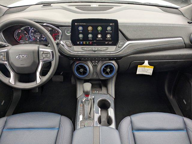 2025 Chevrolet Blazer Vehicle Photo in BRUNSWICK, GA 31525-1881