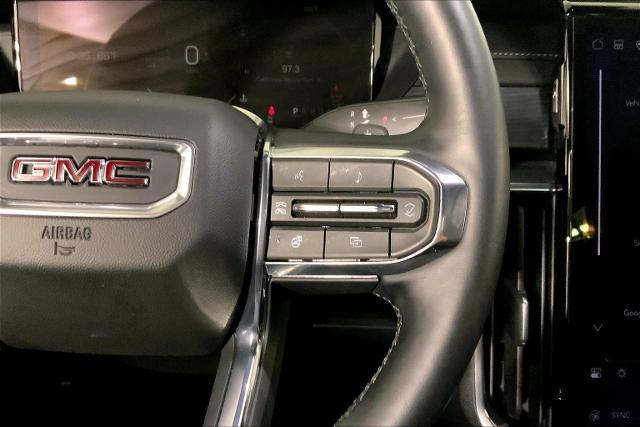 2025 GMC Acadia Vehicle Photo in KANSAS CITY, MO 64114-4502