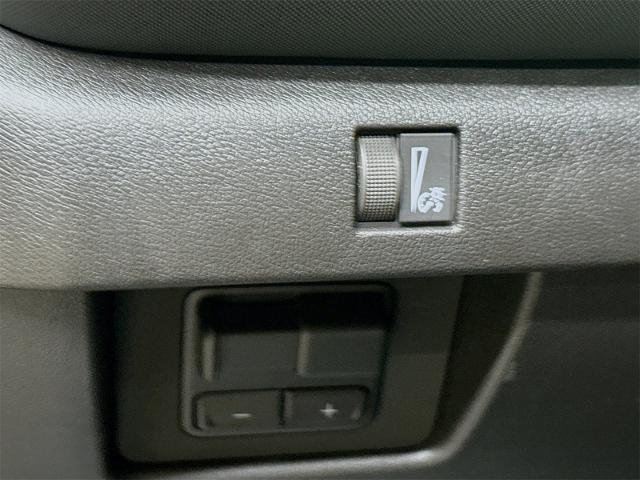 2025 Chevrolet Colorado Vehicle Photo in EVERETT, WA 98203-5662