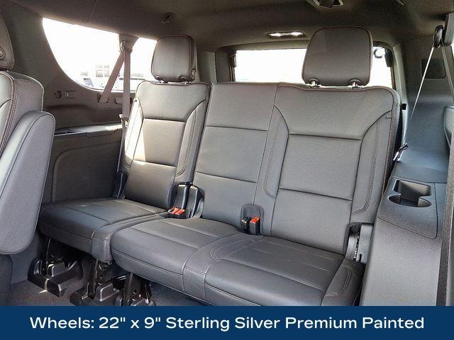 2024 Chevrolet Suburban Vehicle Photo in DANBURY, CT 06810-5034
