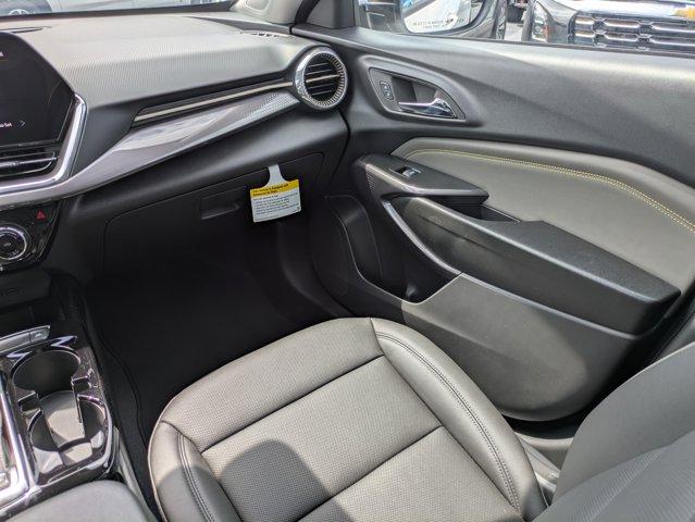2025 Chevrolet Trax Vehicle Photo in BRUNSWICK, GA 31525-1881