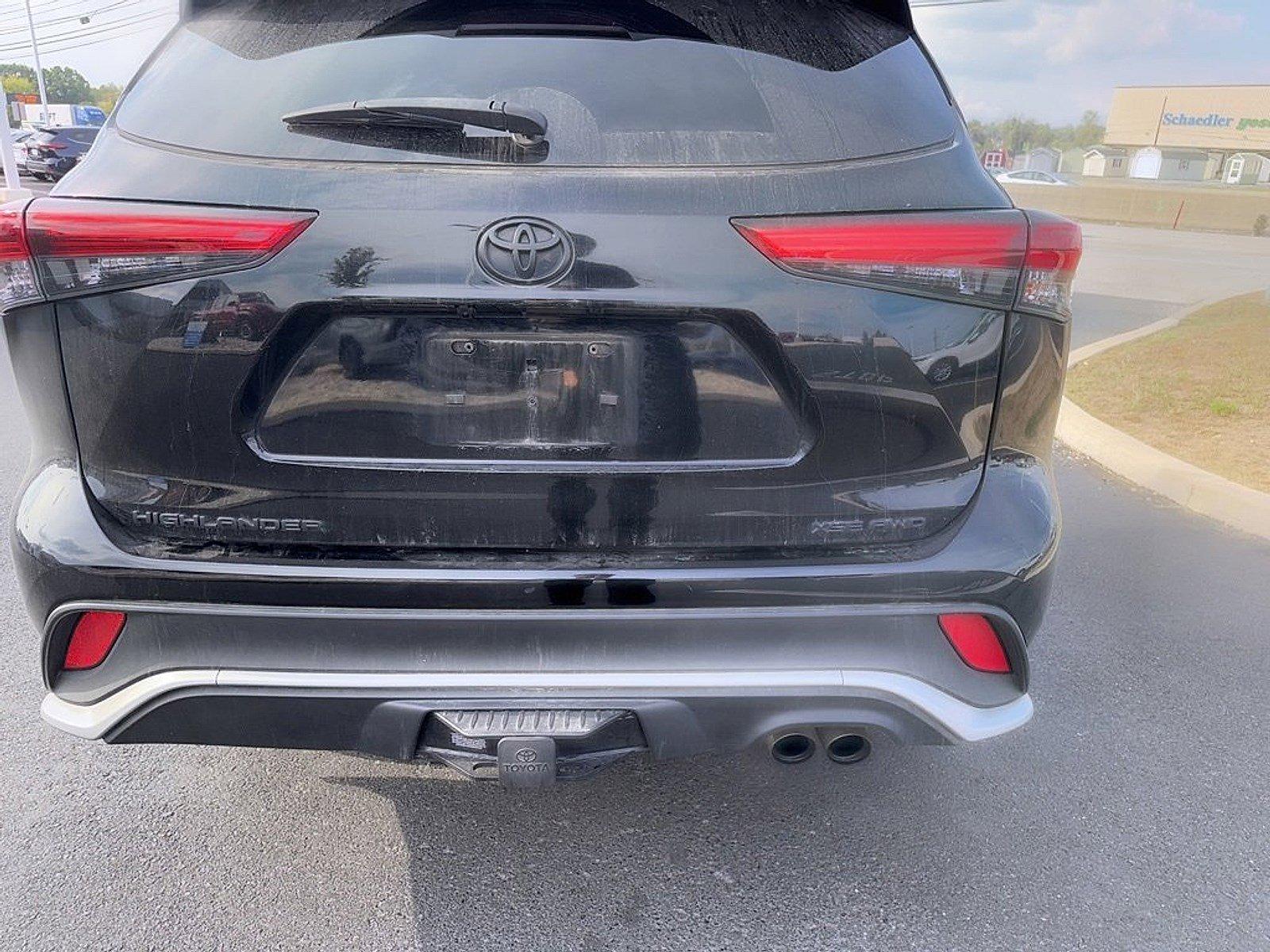 2022 Toyota Highlander Vehicle Photo in Harrisburg, PA 17111